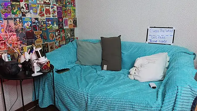 Snapshot of LittleLeen chatting on October 10, 2025, 3:24 pm LittleLeen online show from October 10, 2025, 3:24 pm
