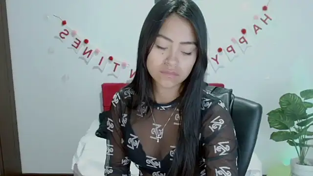 NatalyEscobar lx online show from September 24, 2025, 12:22 pm