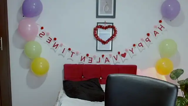 NatalyEscobar lx online show from September 9, 2025, 12:03 pm