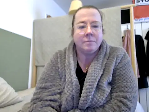 MarthaBriest online show from March 5, 2026, 8:44 am