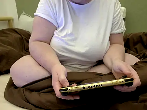 MarthaBriest online show from March 29, 2026, 1:18 am