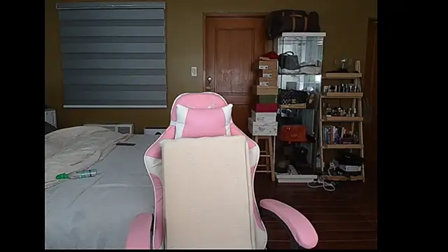 Snapshot of aya_saki chatting on January 19, 2025, 2:28 pm aya saki online show from January 19, 2025, 2:28 pm