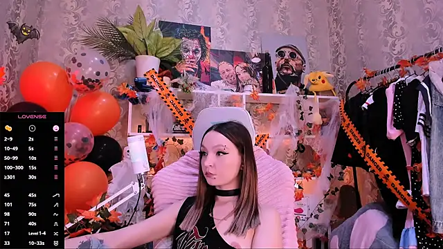  AsyaSweet online show from November 4, 2025, 5:06 pm