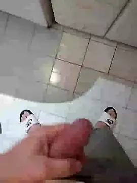 hexsmith96 online show from January 29, 2025, 11:56 pm