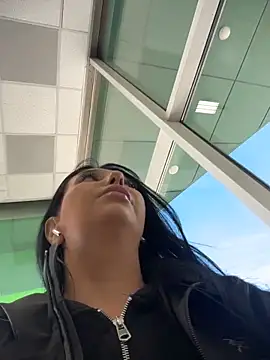 Tisha Busty online show from April 17, 2026, 11:24 am