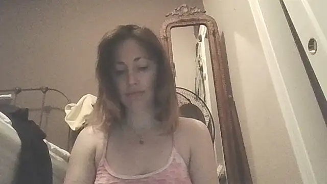 PompasPurpleriver online show from May 25, 2026, 8:51 pm