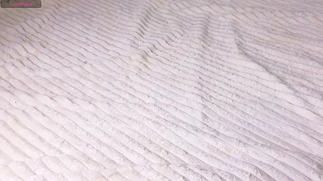 WildaBendell online show from March 11, 2025, 5:35 pm