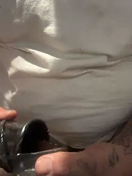 Snapshot of mascmo88 chatting on April 4, 2026, 8:32 am mascmo88 online show from April 4, 2026, 8:32 am