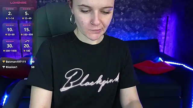 Snapshot of MaribelRiverr_ chatting on February 25, 2025, 9:42 am MaribelRiverr online show from February 25, 2025, 9:42 am