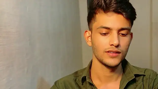 kingkartik7 online show from November 30, 2025, 4:08 pm