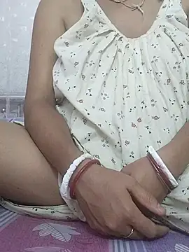 miss-Riy online show from November 23, 2025, 5:12 pm