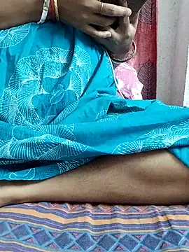 Snapshot of miss-Riy chatting on May 17, 2026, 5:02 pm miss-Riy online show from May 17, 2026, 5:02 pm
