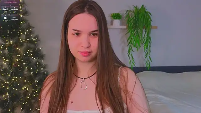 Snapshot of Roxie_Mils chatting on January 9, 2025, 3:12 pm Roxie Mils online show from January 9, 2025, 3:12 pm