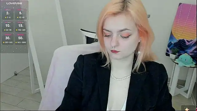 Fire Bestie online show from January 19, 2026, 2:10 pm