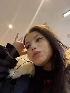 Chloe  Moon online show from February 11, 2026, 2:06 pm