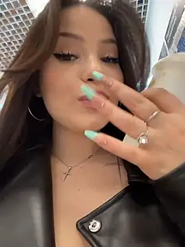 Snapshot of Chloe__Moon chatting on March 14, 2026, 2:12 pm Chloe Moon online show from March 14, 2026, 2:12 pm