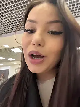 Snapshot of Chloe__Moon chatting on March 27, 2026, 2:40 pm Chloe Moon online show from March 27, 2026, 2:40 pm