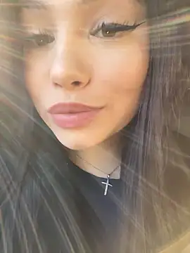 Snapshot of Chloe__Moon chatting on April 6, 2026, 2:40 pm Chloe Moon online show from April 6, 2026, 2:40 pm