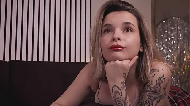 alita angelo online show from January 6, 2025, 3:20 am