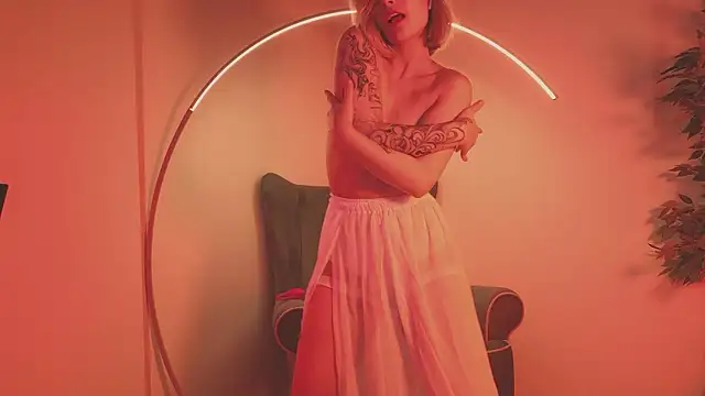 alita angelo online show from December 7, 2024, 6:05 am