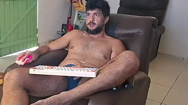 LUH133 online show from April 14, 2026, 8:03 pm