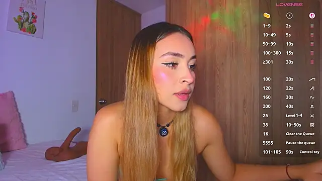 PollyGrey  online show from June 24, 2026, 1:26 am