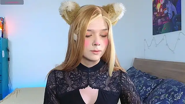 Snapshot of _yourFoxy_ chatting on September 19, 2025, 1:04 pm  yourFoxy  online show from September 19, 2025, 1:04 pm