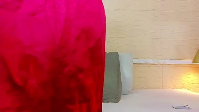 Chocolatte bar online show from March 26, 2026, 2:48 pm