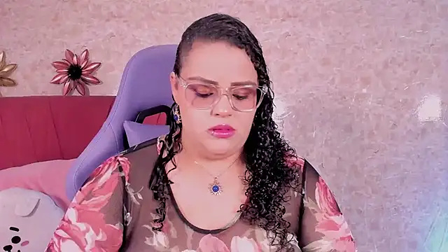 juli 2tyes online show from January 11, 2026, 3:02 am