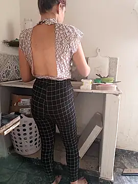 Snapshot of Scarlett-Leh chatting on March 3, 2025, 1:45 pm Scarlett-Leh online show from March 3, 2025, 1:45 pm