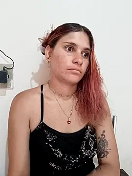 Snapshot of Scarlett-Leh chatting on March 19, 2025, 6:23 pm Scarlett-Leh online show from March 19, 2025, 6:23 pm