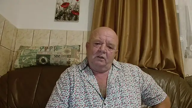 fullballs6 online show from October 9, 2025, 1:50 am