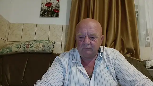 fullballs6 online show from September 20, 2025, 2:16 am