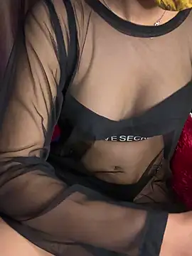 Snapshot of simrann_69 chatting on December 28, 2024, 6:17 am simrann 69 online show from December 28, 2024, 6:17 am