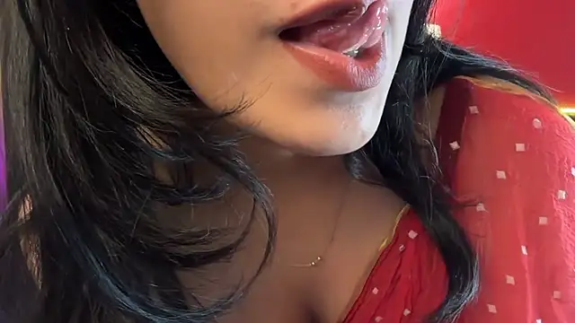 Snapshot of simrann_69 chatting on October 10, 2025, 6:14 am simrann 69 online show from October 10, 2025, 6:14 am