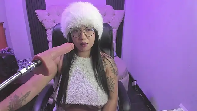 Sexy cristall  online show from July 19, 2026, 5:32 pm