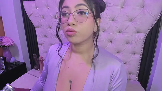 Sexy cristall  online show from March 29, 2026, 7:15 pm