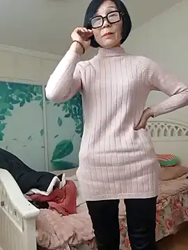 Snapshot of MaMa_1960 chatting on January 11, 2025, 4:03 pm MaMa 1960 online show from January 11, 2025, 4:03 pm