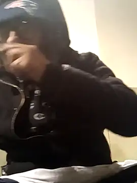 Snapshot of Cleanass chatting on February 19, 2025, 12:22 pm Cleanass online show from February 19, 2025, 12:22 pm