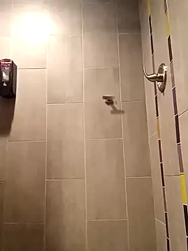 Snapshot of Cleanass chatting on January 15, 2025, 10:06 am Cleanass online show from January 15, 2025, 10:06 am