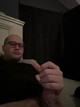 Snapshot of chicostick413 chatting on February 9, 2026, 1:31 pm chicostick413 online show from February 9, 2026, 1:31 pm