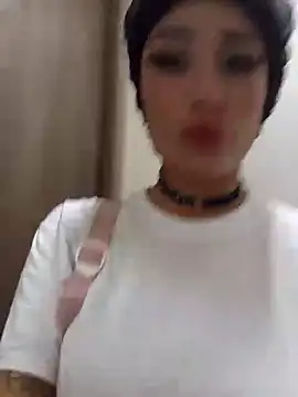 Anie Milan online show from November 20, 2025, 3:51 am