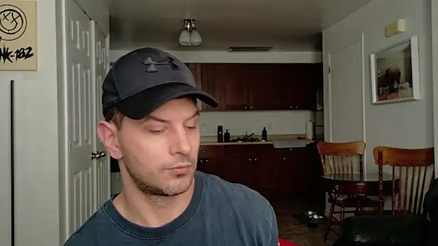 Snapshot of Thekodyy chatting on October 8, 2025, 12:50 pm Thekodyy online show from October 8, 2025, 12:50 pm