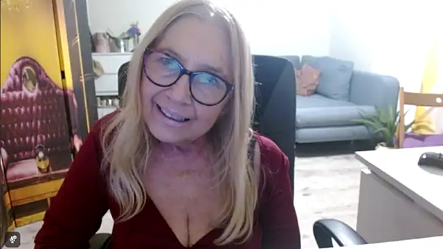 Snapshot of sofia_xkiss chatting on January 5, 2026, 6:00 pm sofia xkiss online show from January 5, 2026, 6:00 pm