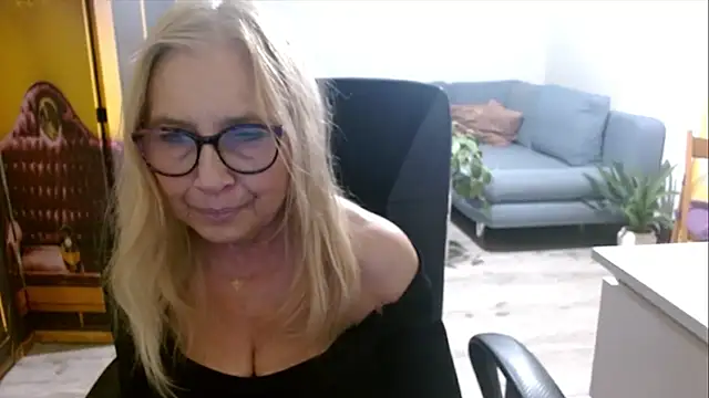 Snapshot of sofia_xkiss chatting on November 30, 2025, 2:40 pm sofia xkiss online show from November 30, 2025, 2:40 pm