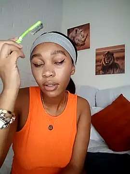 Shria107 online show from December 21, 2025, 12:51 pm