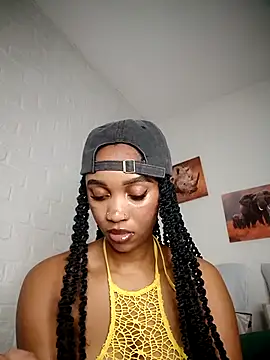 Shria107 online show from February 21, 2026, 7:05 pm