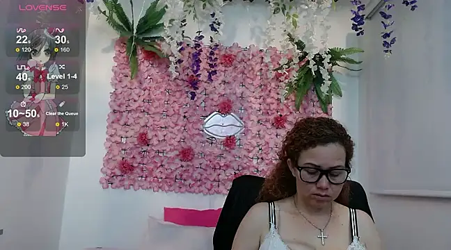 Snapshot of BLONDE_SEXYHOT chatting on February 22, 2025, 1:44 am BLONDE SEXYHOT online show from February 22, 2025, 1:44 am