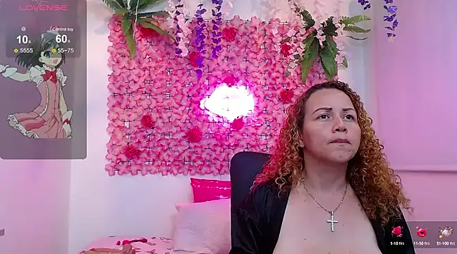 Snapshot of BLONDE_SEXYHOT chatting on February 27, 2025, 11:26 pm BLONDE SEXYHOT online show from February 27, 2025, 11:26 pm