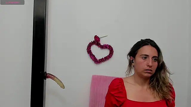 Snapshot of Giia39 chatting on September 22, 2025, 6:25 pm Giia39 online show from September 22, 2025, 6:25 pm